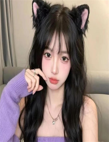 从悬疑片角度解读《我们不属于这里》：的叙事结构与视觉语言 ——带你领略悬疑片的魅力